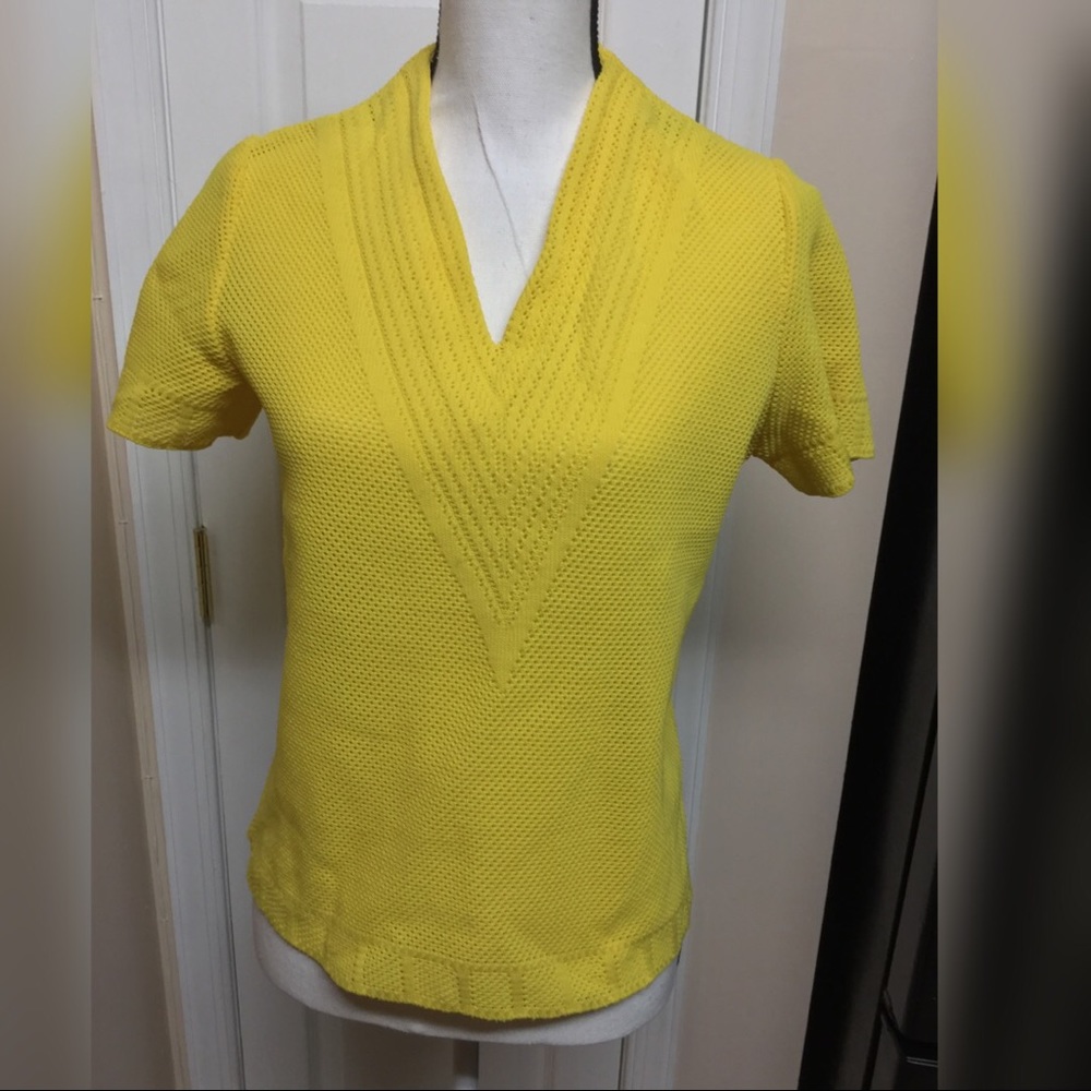 Catalina 🎁 vneck top